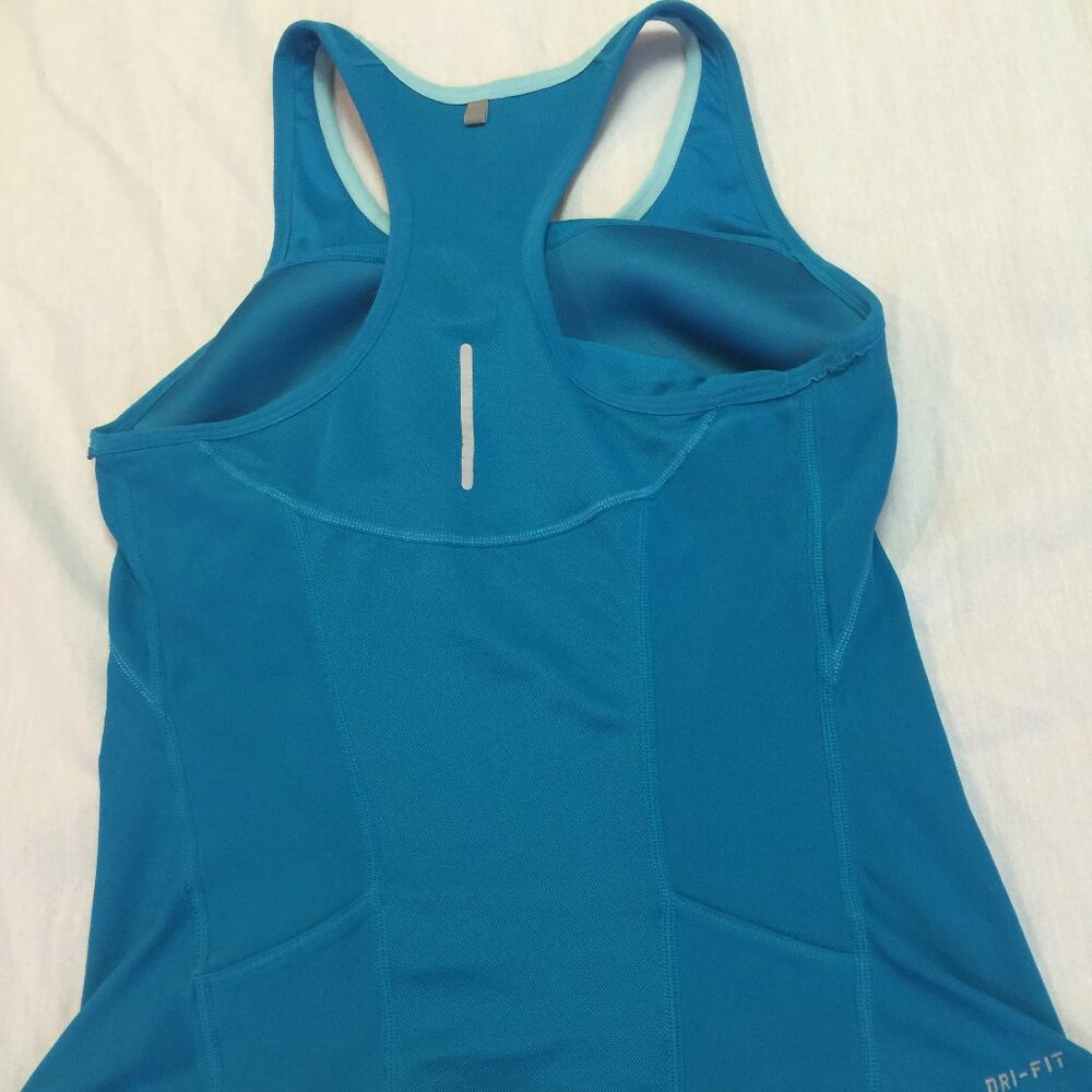 🐢🐢🐢  NIKE DRI FIT WOMENS ATHLETIC TANK TOP WITH BUILT BRA SIZE S 🐢🐢🐢 - Picture 4 of 6